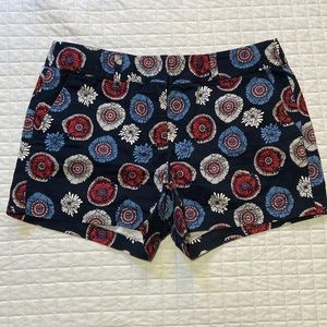 LOFT Outlet Brand, Floral/Firework Pattern Short. 3.5” Inseam. Size 4.